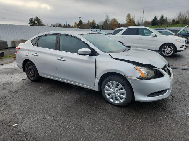 Nissan Sentra S Image 3