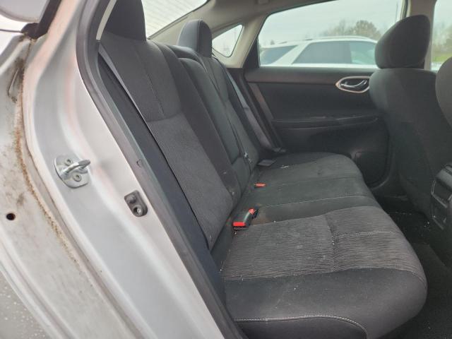 Nissan Sentra S Image 11