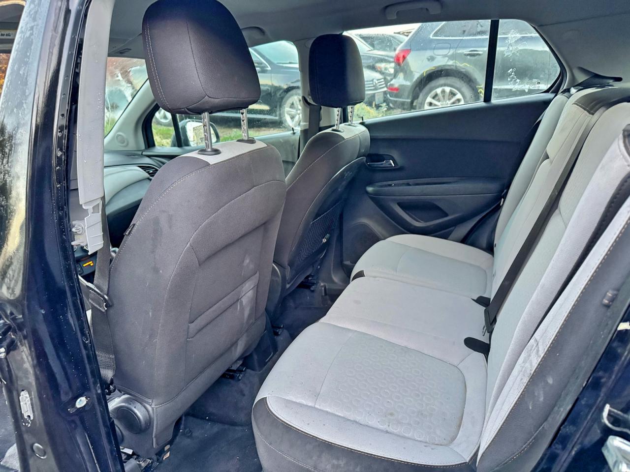 Chevrolet Trax Ls Image 8