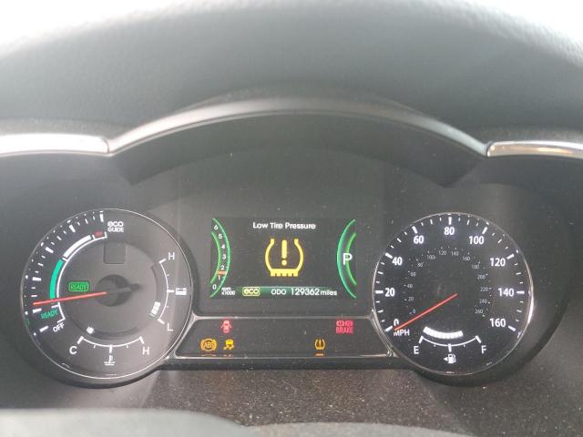 Kia Optima Hybrid Image 12