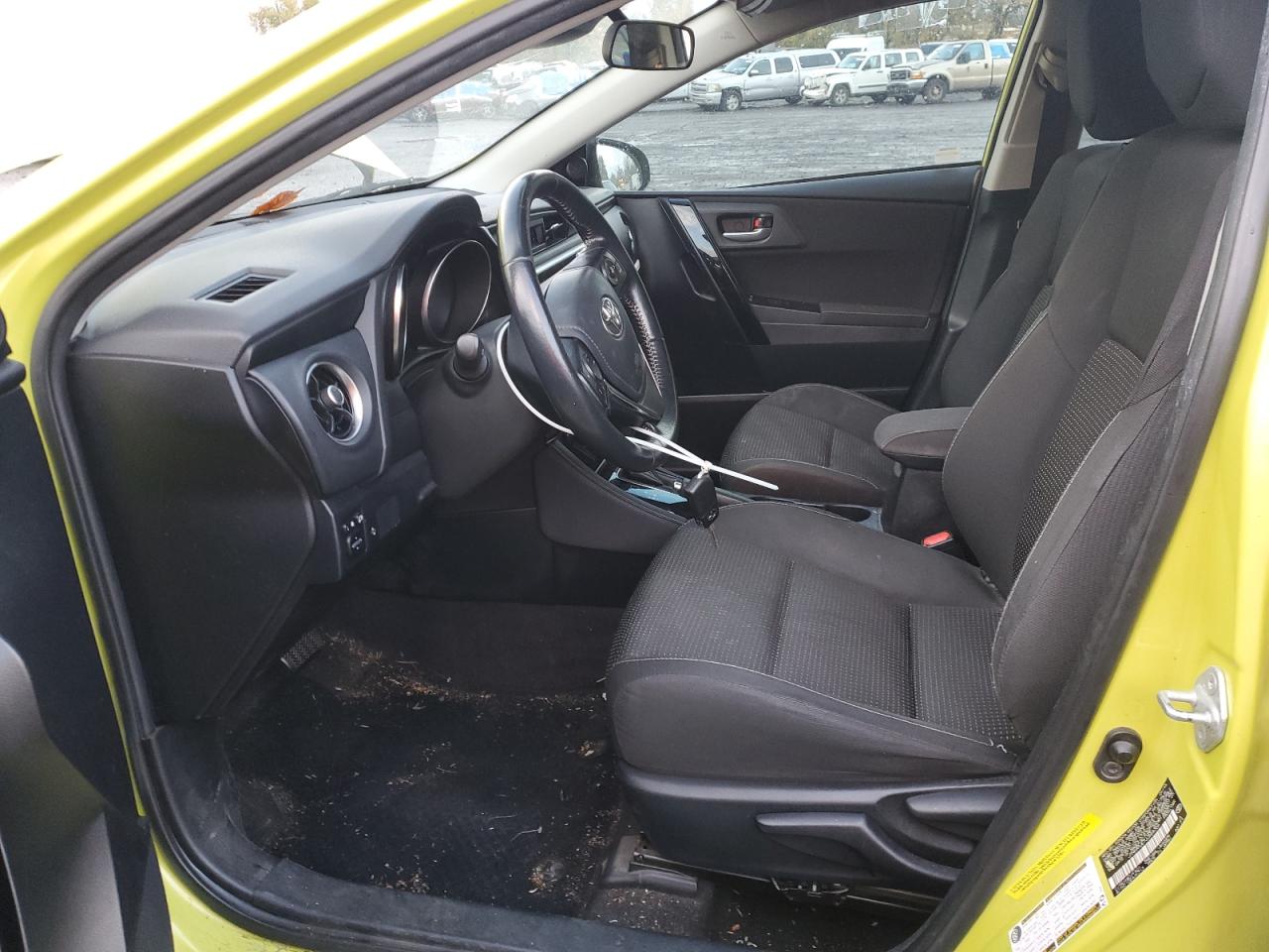 Toyota Corolla Image 12