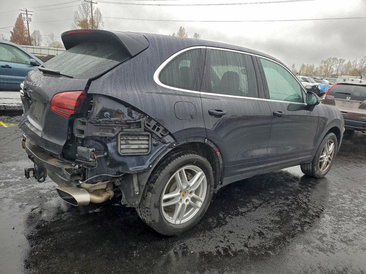 Porsche Cayenne Image 13