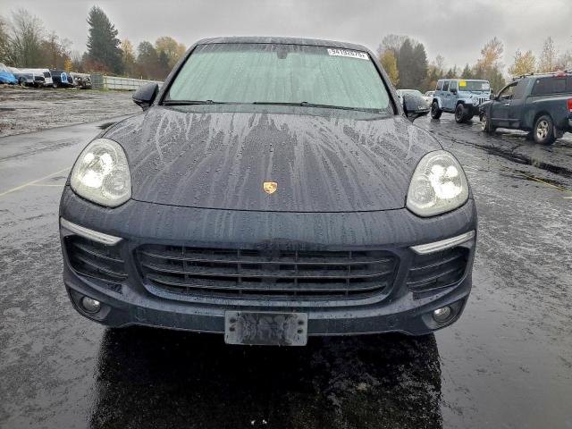 Porsche Cayenne Image 6
