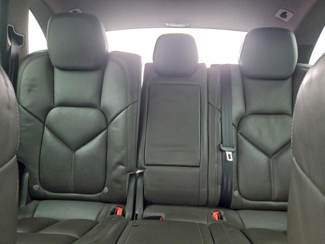 Porsche Cayenne Image 7