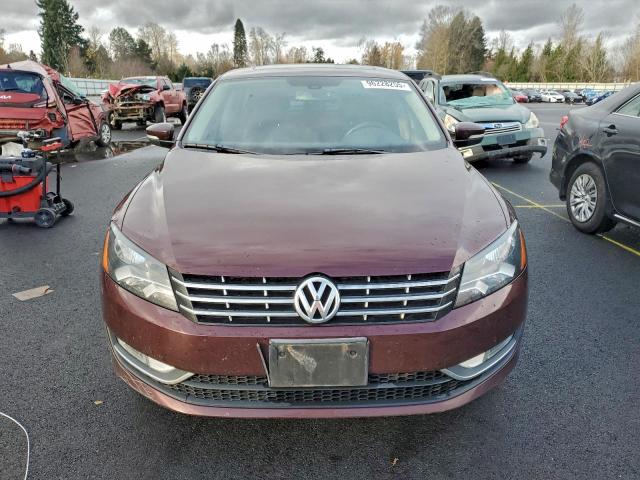 Volkswagen Passat Sel Image 7