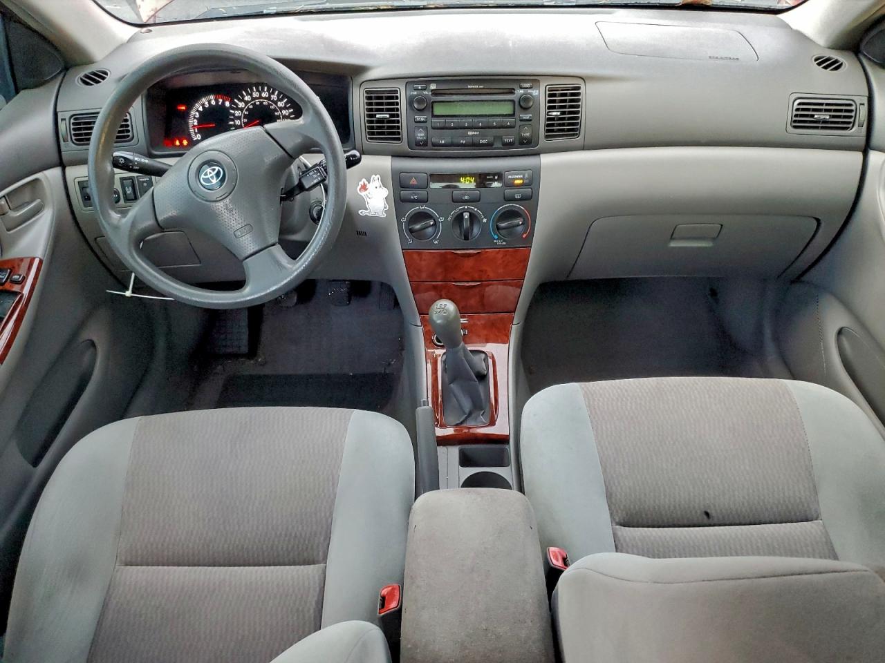 Toyota Corolla Ce Image 12