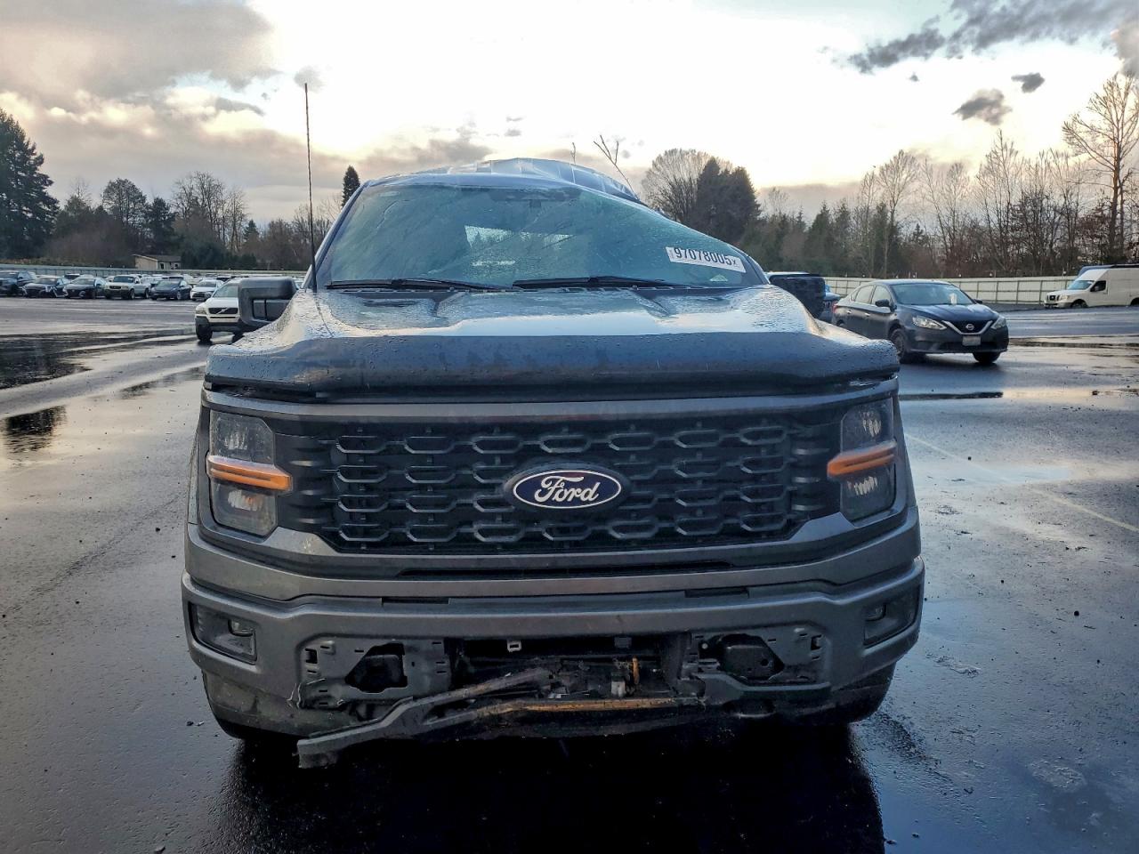 Ford F-150 Stx Image 11