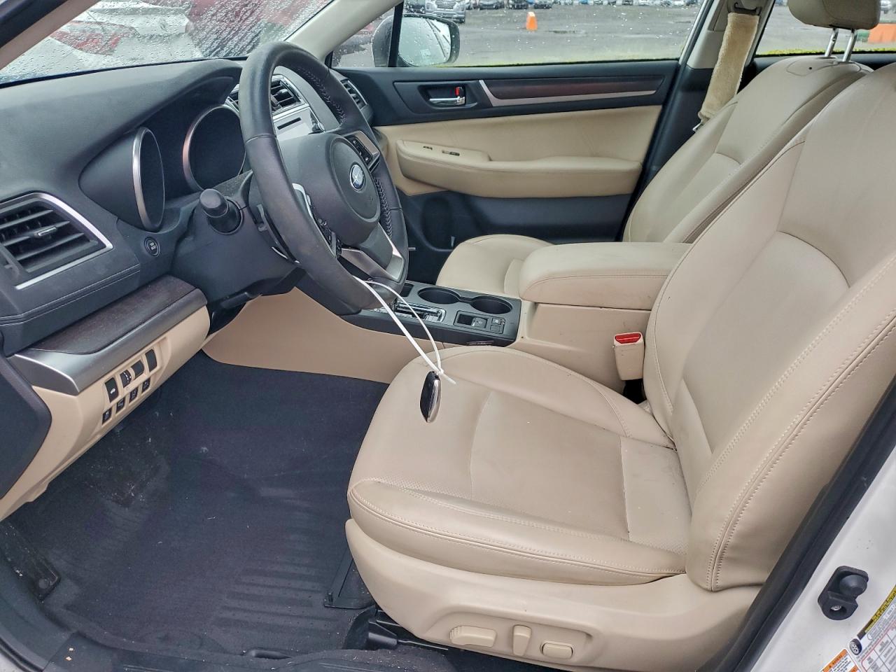 Subaru Legacy 3.6r Limited Image 5