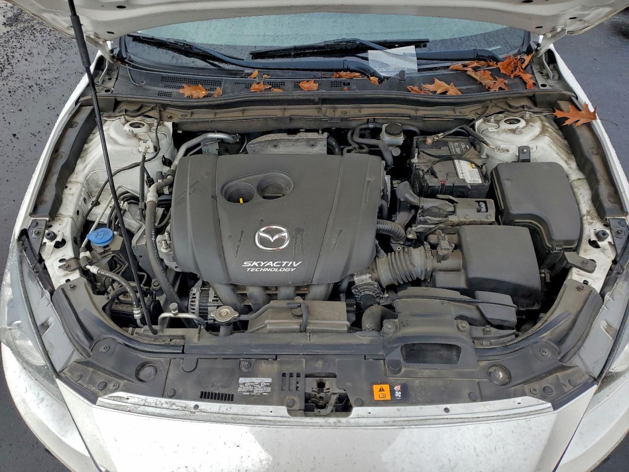 Mazda 3 Grand Touring Image 7