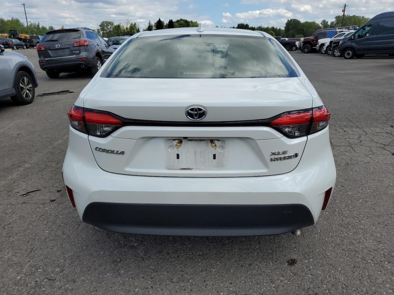 Toyota Corolla Le Image 4