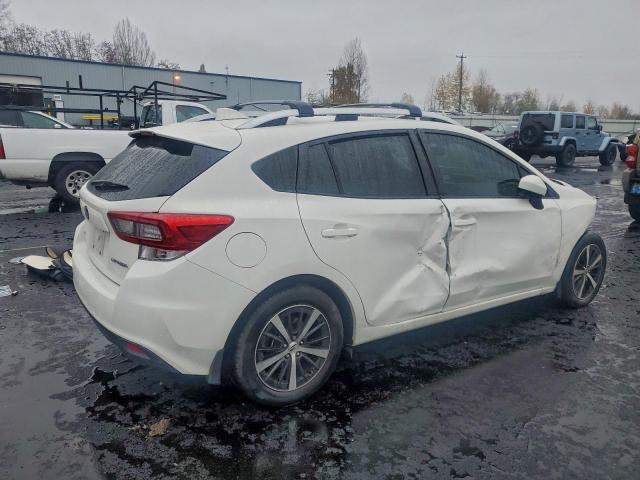 Subaru Impreza Premium Image 12