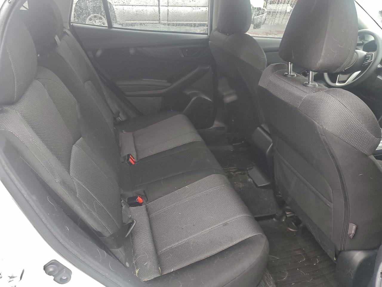 Subaru Impreza Premium Image 10