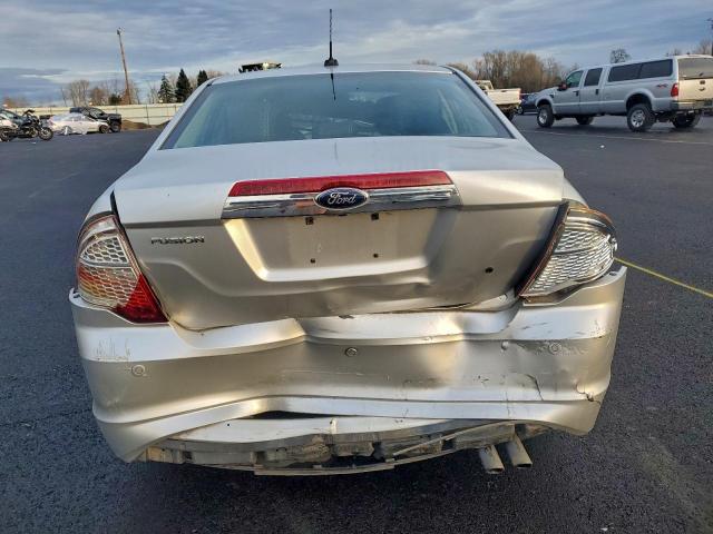 Ford Fusion Hybrid Image 10