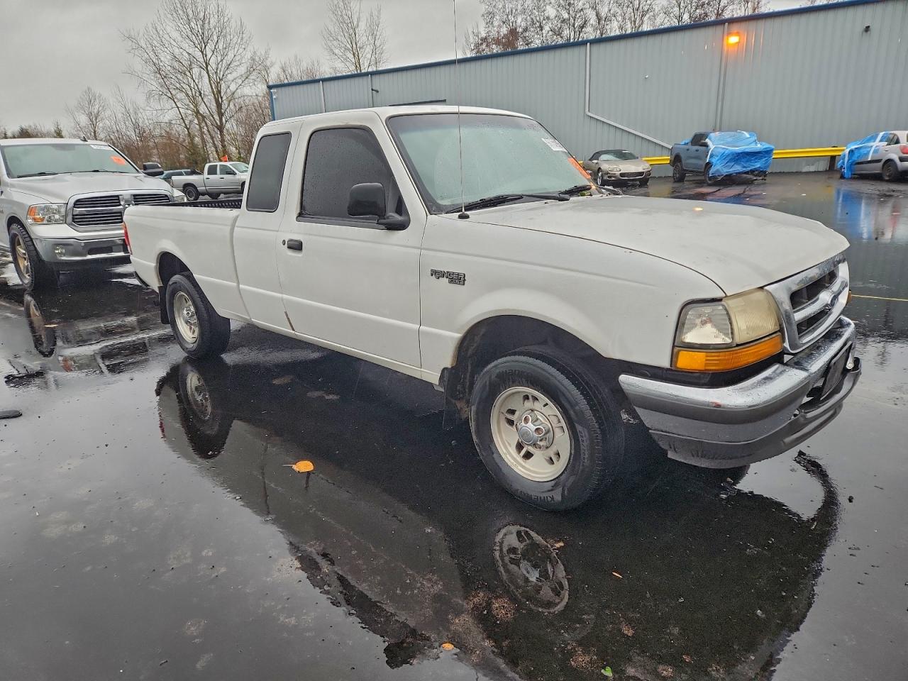Ford Ranger Super Cab Image 4