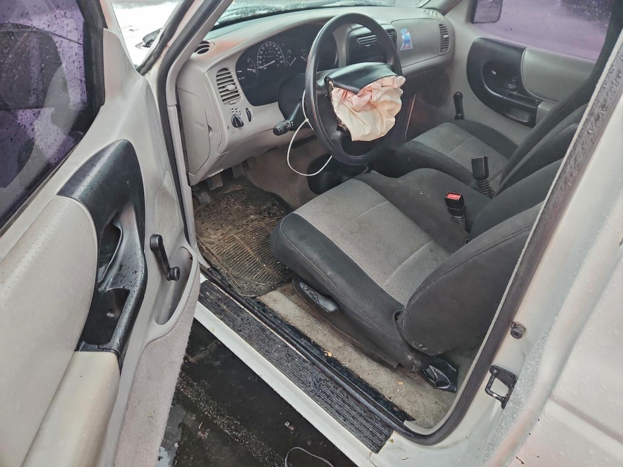 Ford Ranger Super Cab Image 6