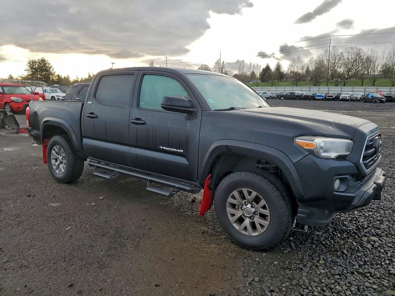 Toyota Tacoma Double Cab Image 13