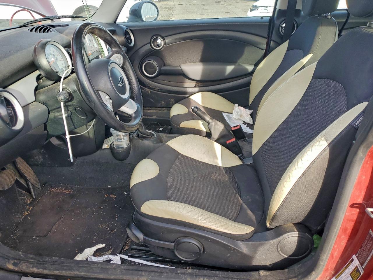 MINI Cooper Clubman Image 2