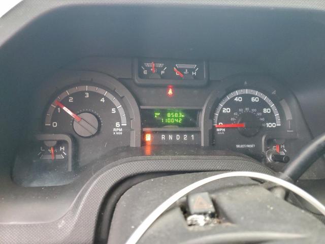 Ford Econoline E250 Van Image 13