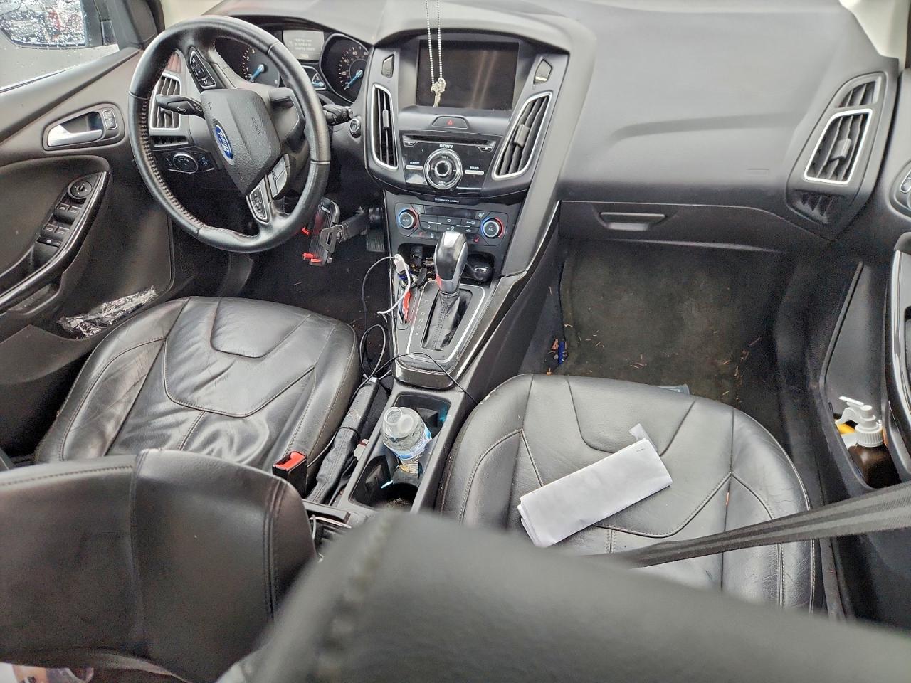 Ford Focus Titanium Image 3