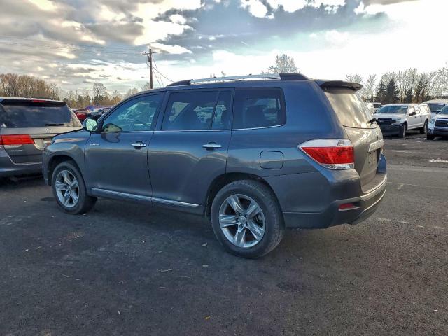 Toyota Highlander Limited Image 3