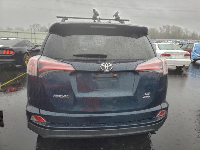 Toyota RAV4 Le Image 11