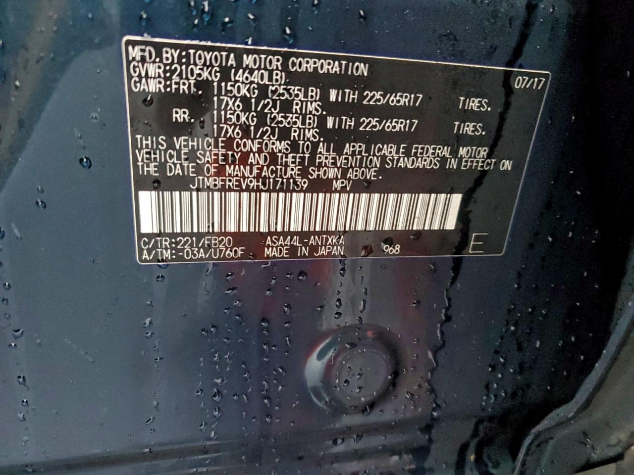 Toyota RAV4 Le Image 9