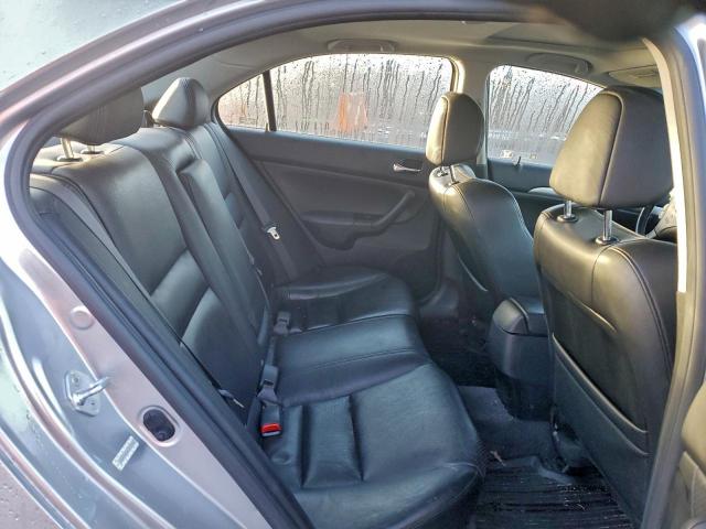 Acura TSX Image 9