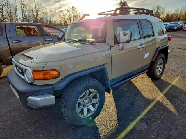  Salvage Toyota FJ Cruiser