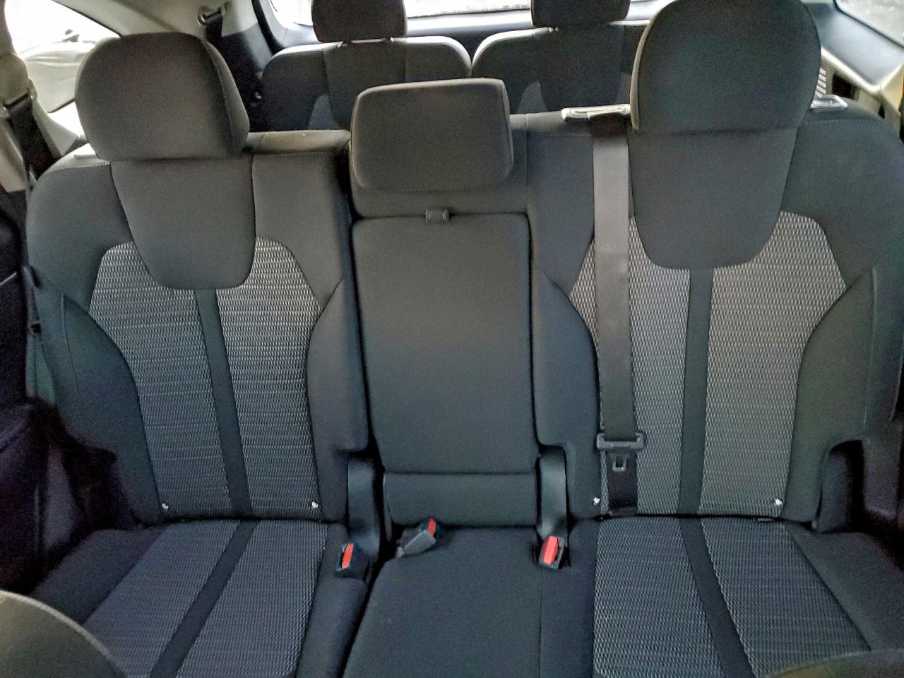 Kia Sorento Lx Image 10