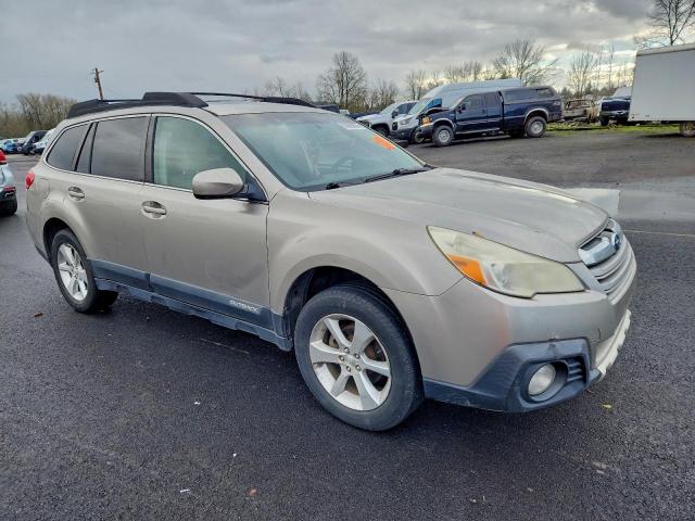 Subaru Outback 2.5i Limited Image 12