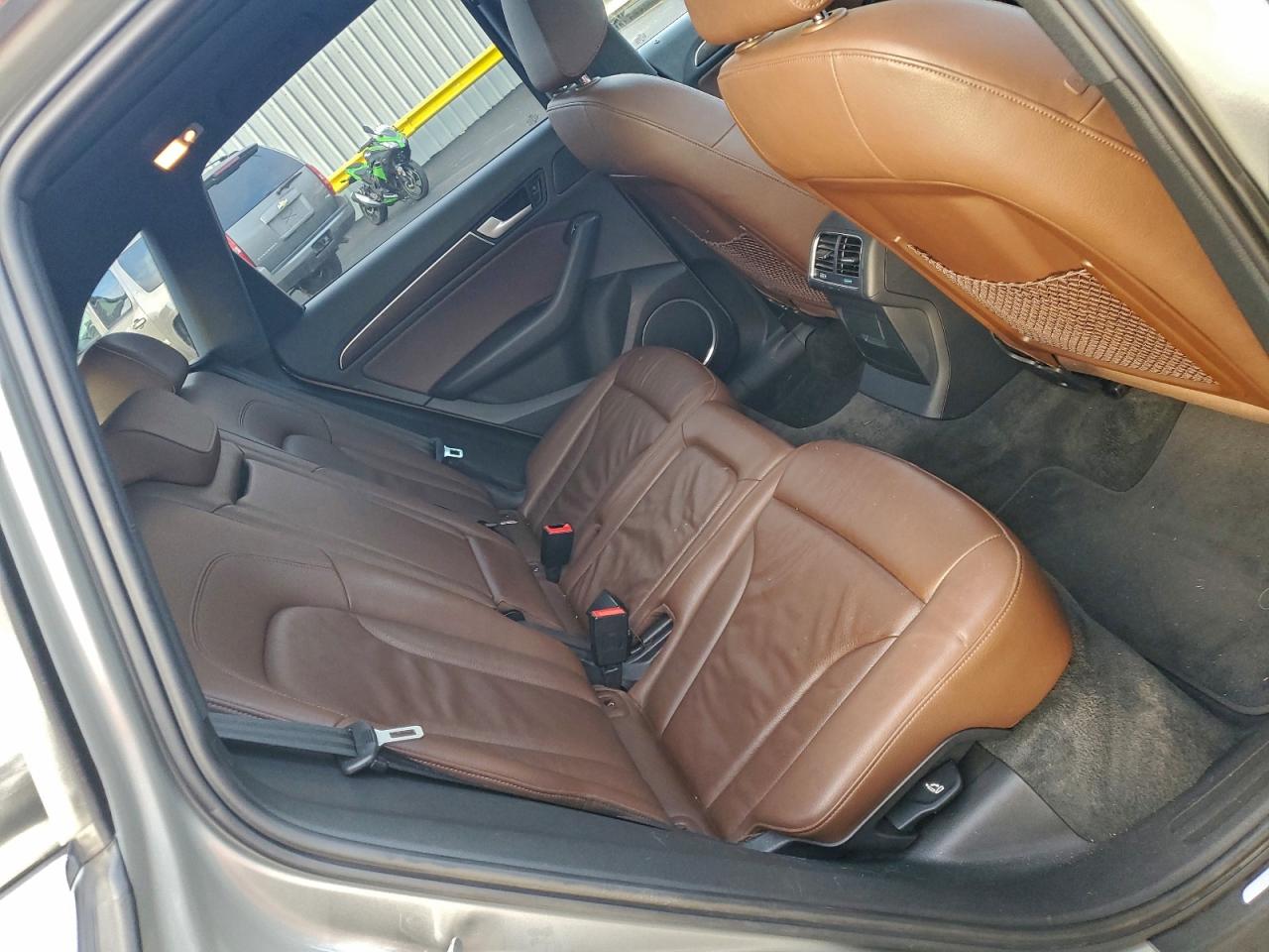 Audi Q5 Premium Plus Image 11