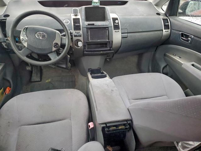 Toyota Prius Image 10