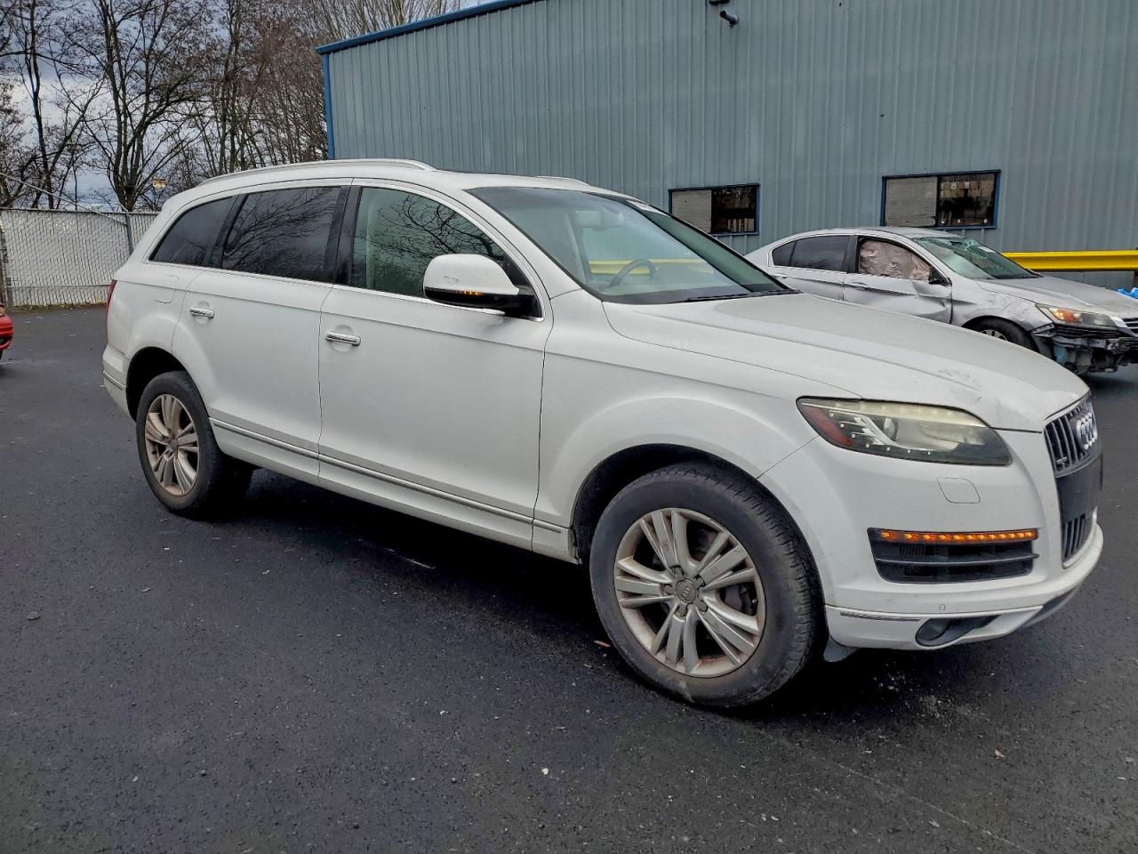 Audi Q7 Premium Plus Image 2