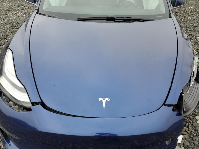 Tesla Model 3 Image 9