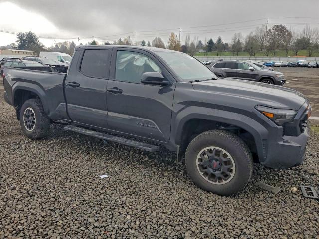 Toyota Tacoma Double Cab Image 12