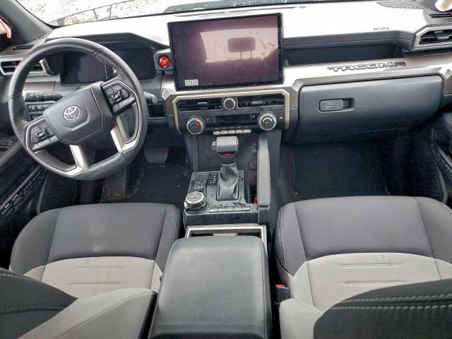 Toyota Tacoma Double Cab Image 9