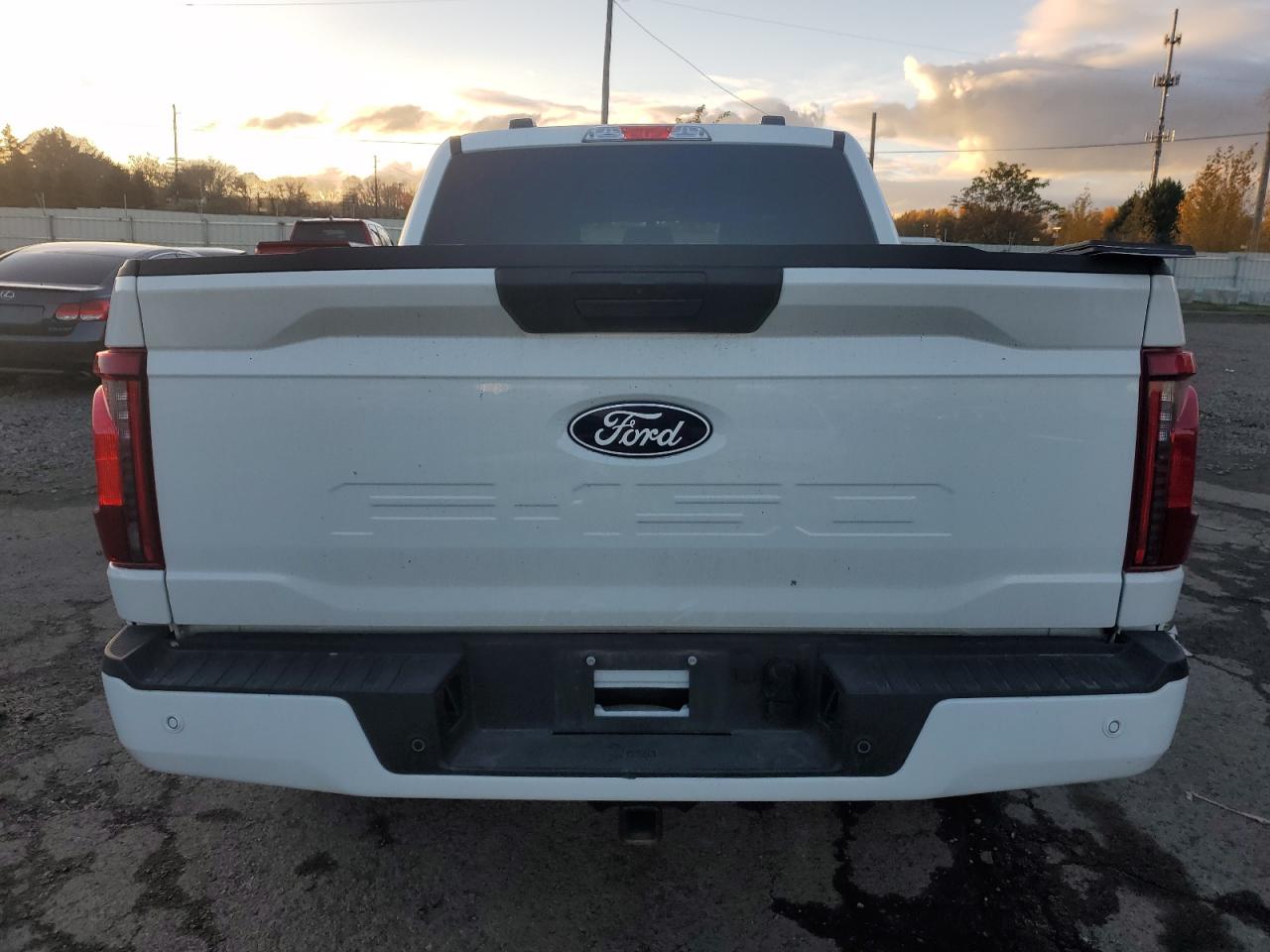 Ford F-150 Stx Image 4