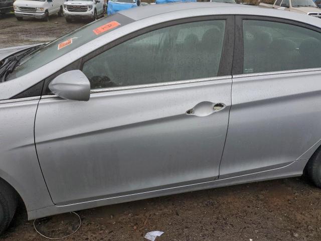 Hyundai SONATA Gls Image 5