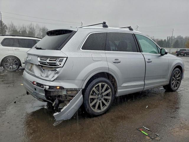 Audi Q7 Premium Plus Image 11