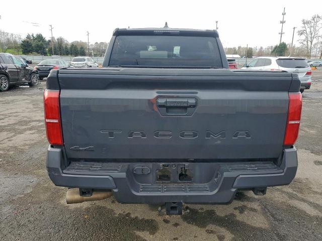 Toyota Tacoma Double Cab Image 7