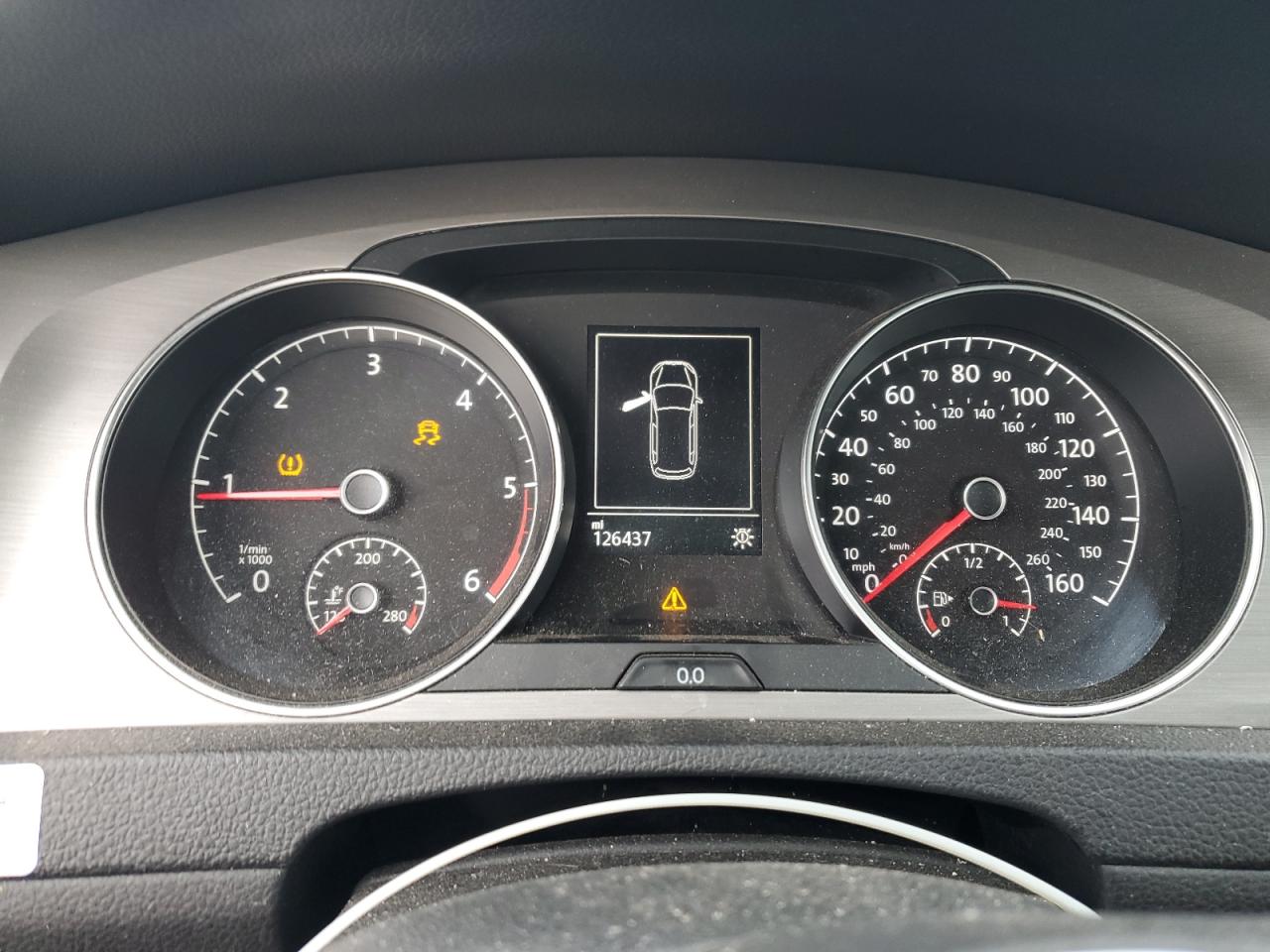 Volkswagen Golf Tdi S Image 5