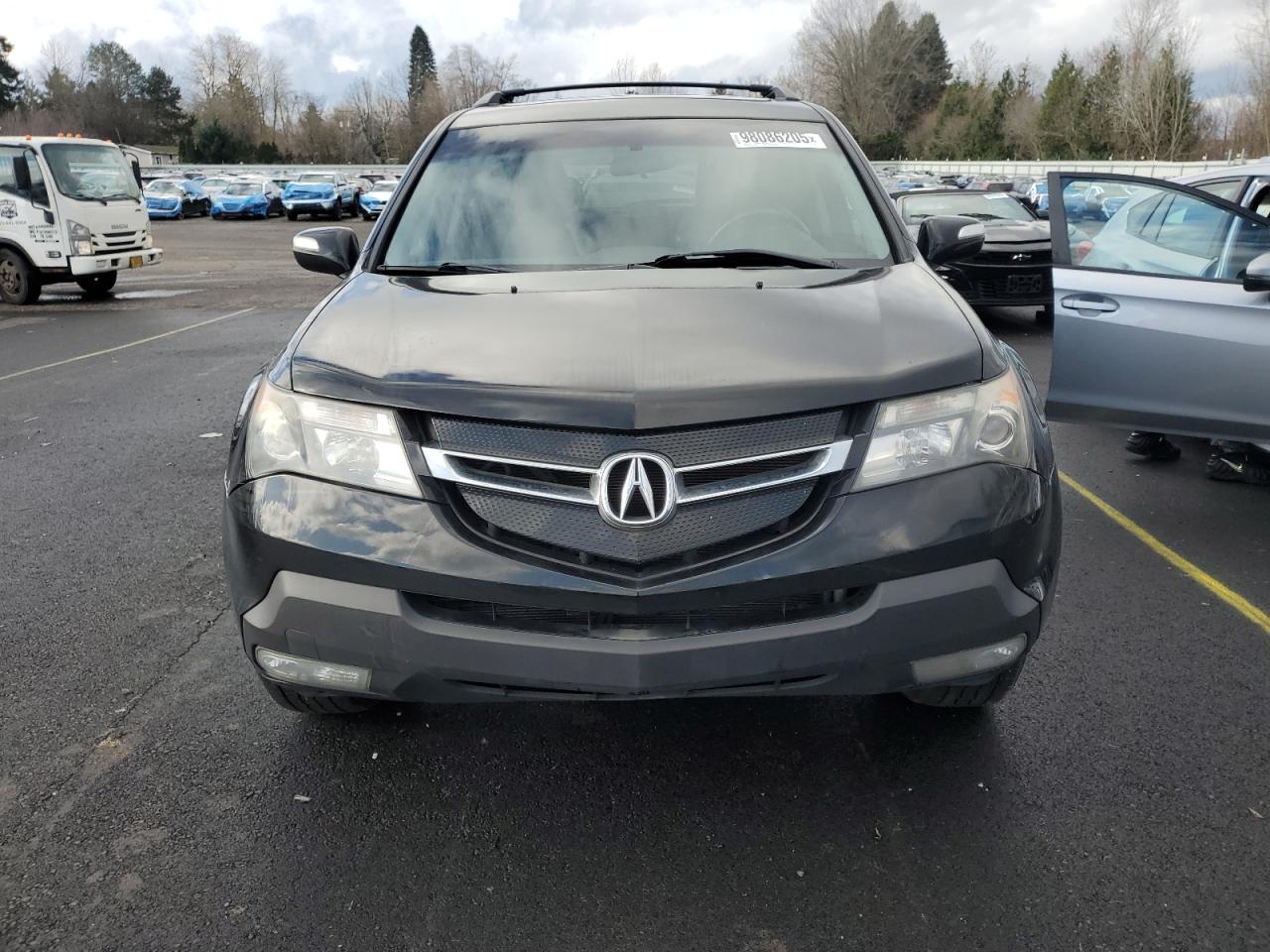 Acura MDX Image 2