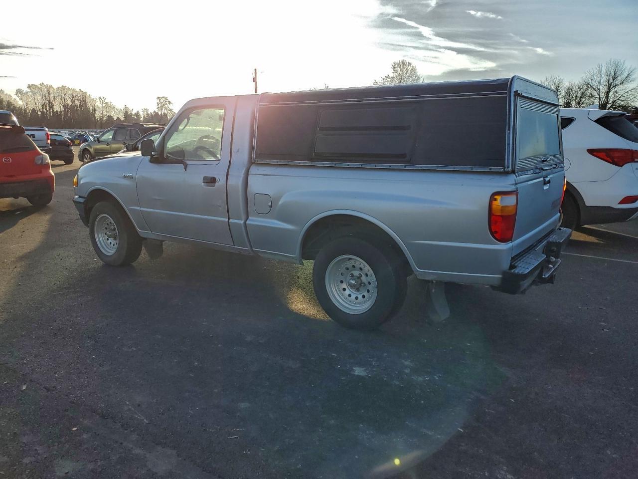 Mazda B Series Image 11