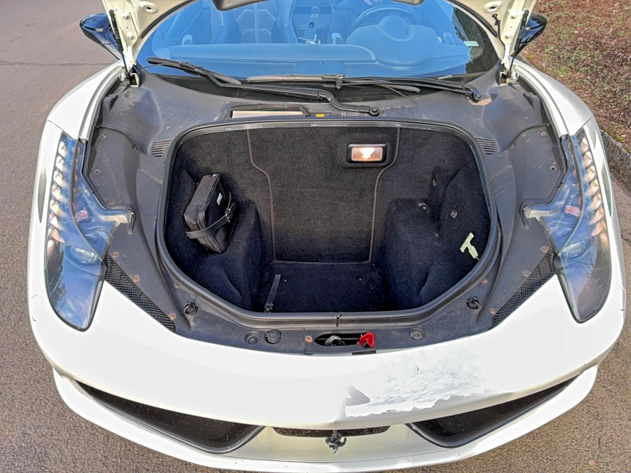 Ferrari 458 Spider Image 10