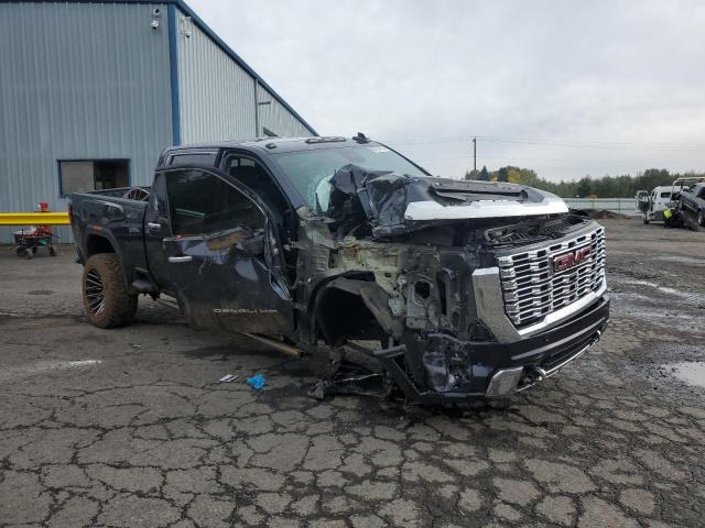 GMC Sierra K2500 Denali Image 2