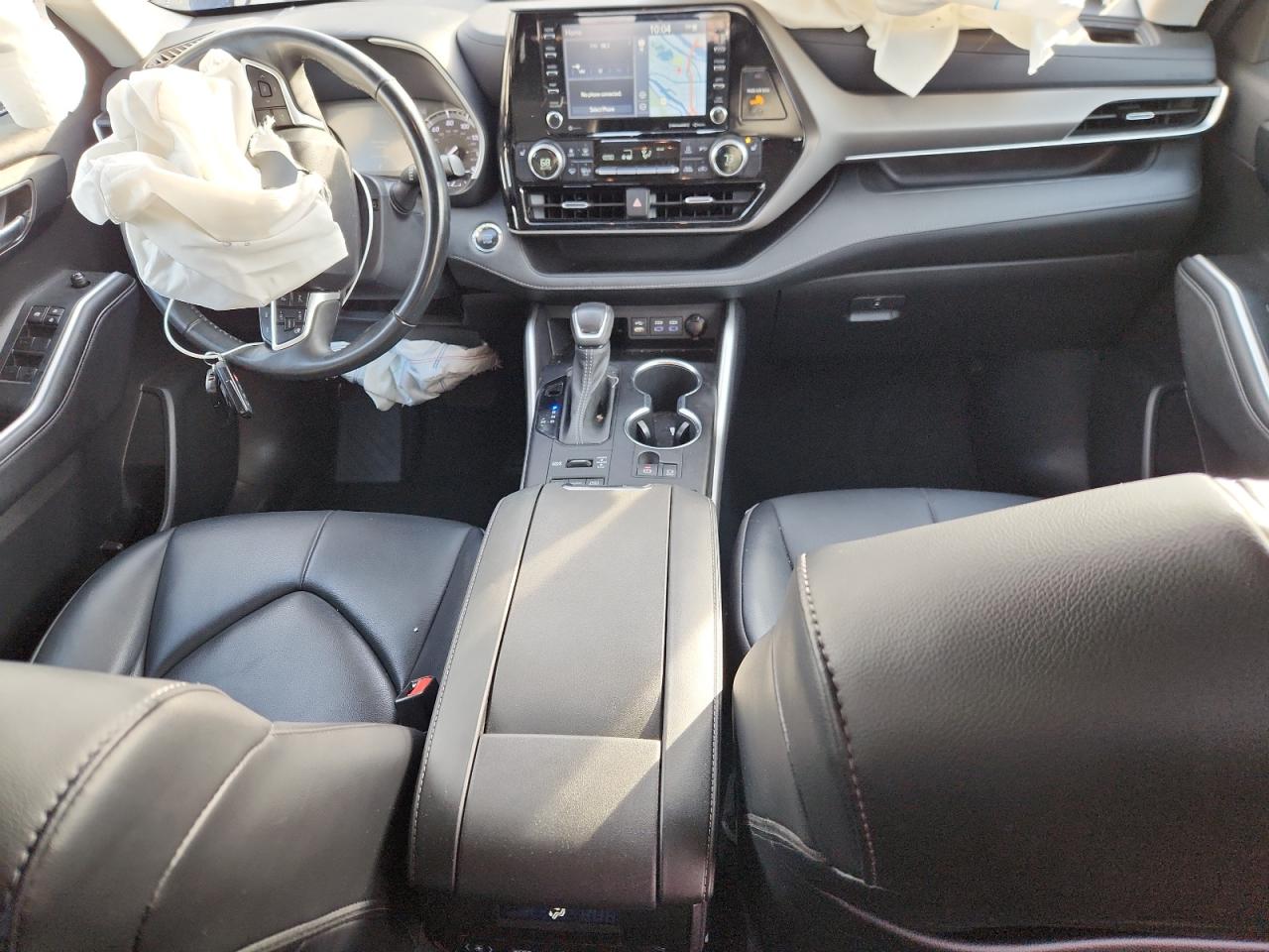 Toyota Highlander Xle Image 3