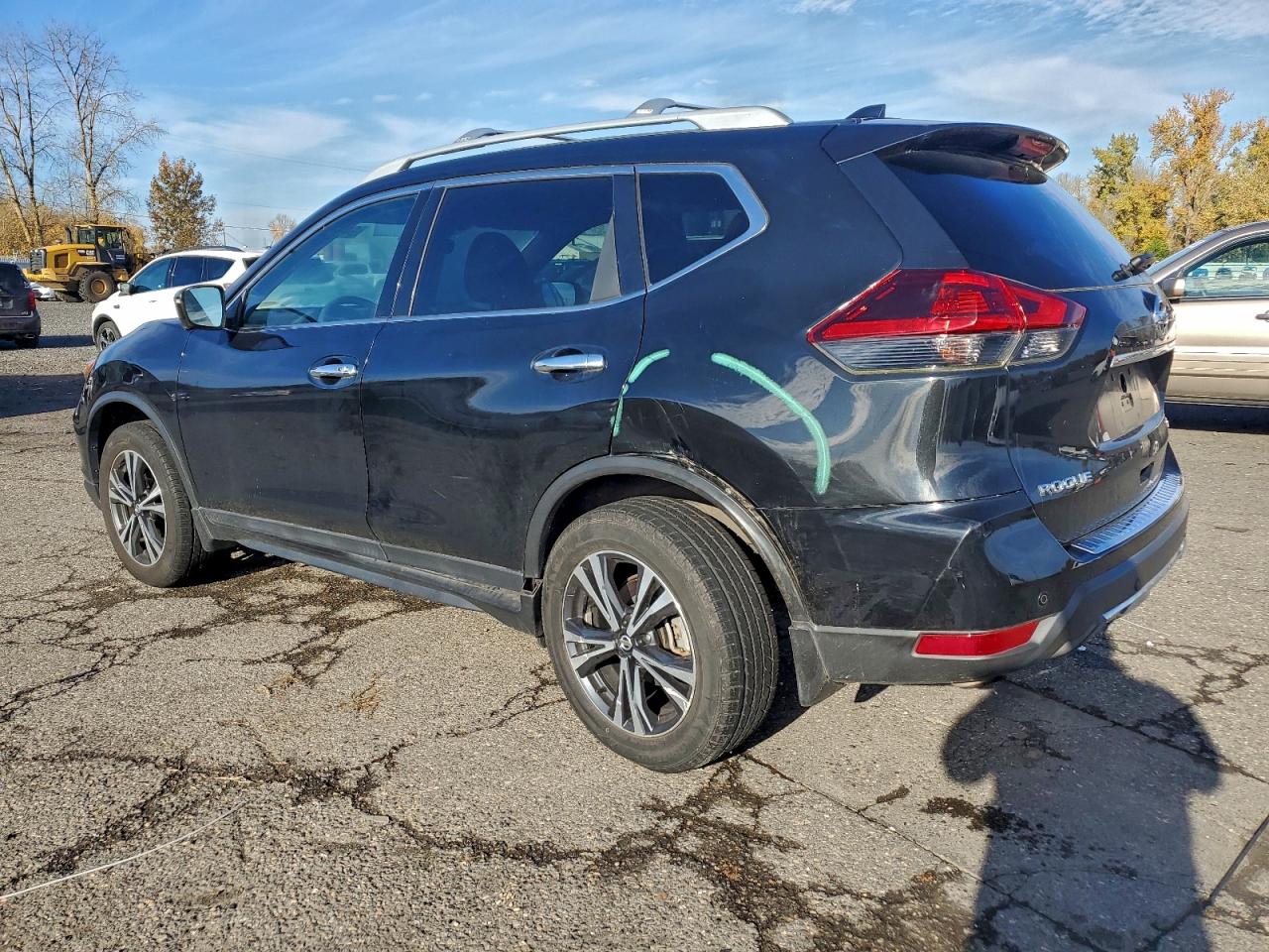 Nissan Rogue S Image 3