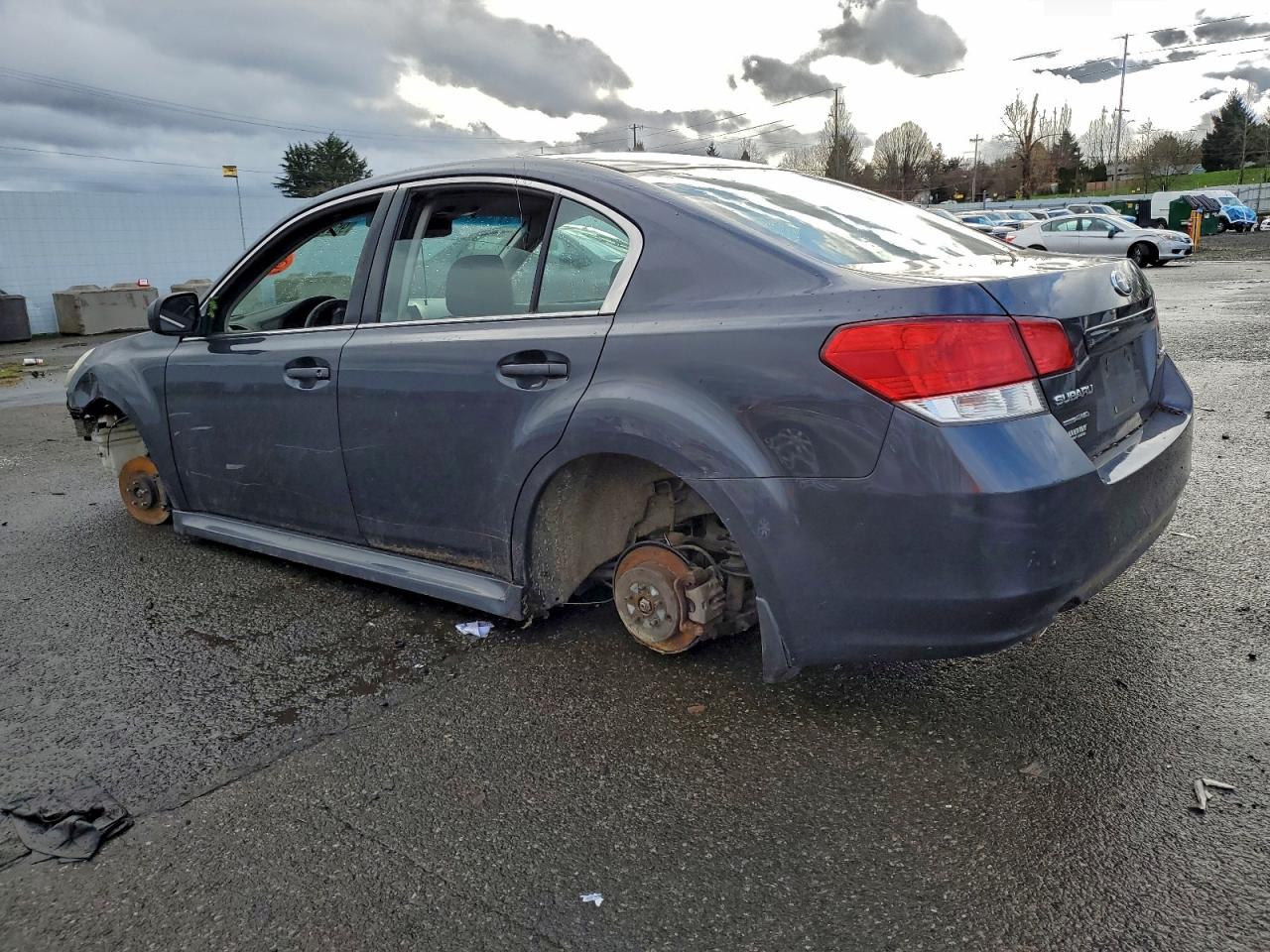 Subaru Legacy 2.5i Premium Image 10