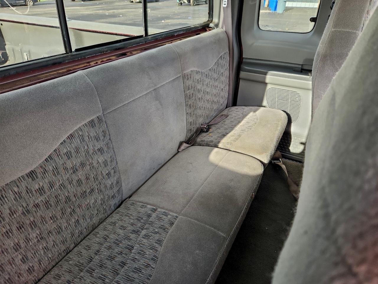 Ford F-250 Super Duty Image 8