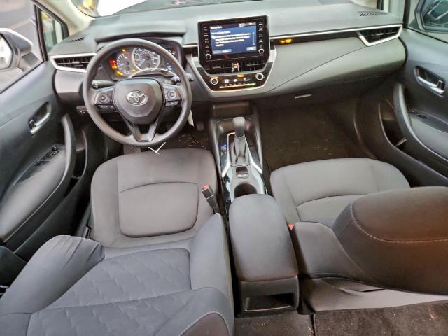 Toyota Corolla Le Image 9